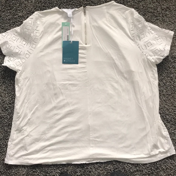 Super cute white lace top! - Picture 2 of 3